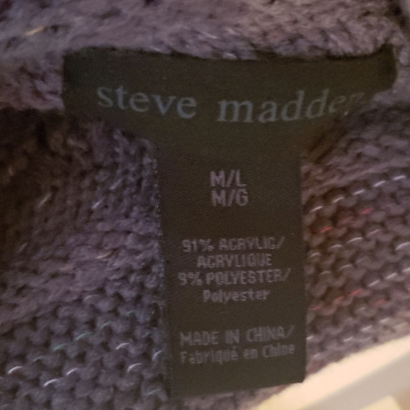 Steve Madden poncho sweater - Picture 3 of 3